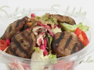 Bin Ada Soslu Köfteli Salata